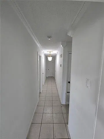 4 bed, 2.0 bath, 1460 sqft, $2,000 — Photo 4