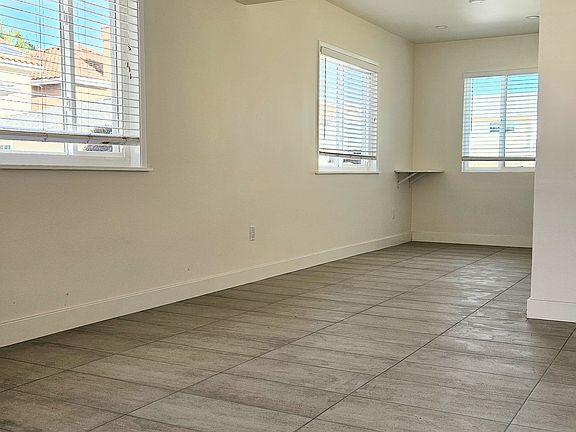 2nd image of 2518 Orange Ave APT B