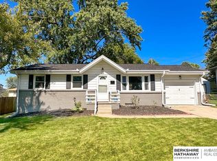 2904 Greene Ave, Bellevue, NE 68147