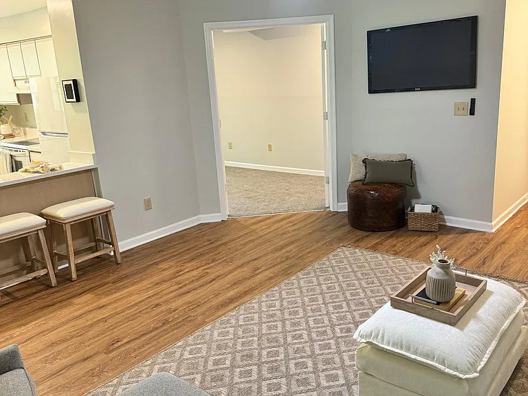 2 Ashlar Hill Ct #2 — Photo 7