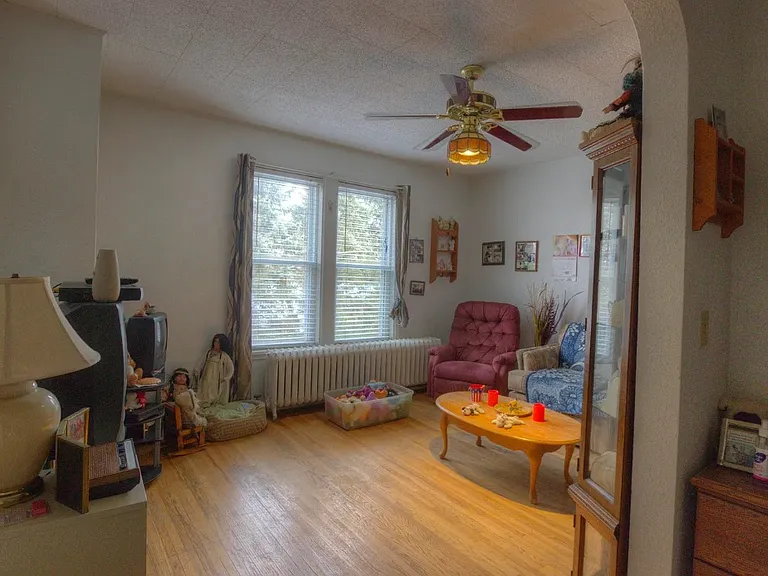 Living room (1)_12232025