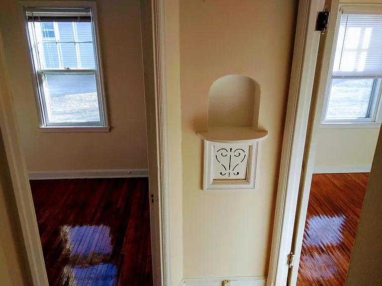116 Howard Ave — Photo 9