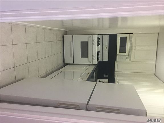 2nd image of 5440 Little Neck Pkwy APT 3P