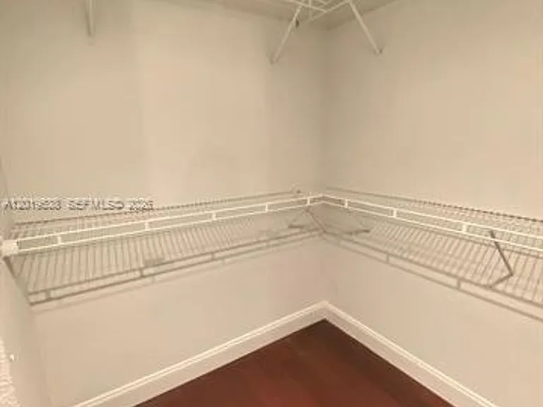 2041 Pompeii Ct #2014 — Photo 30