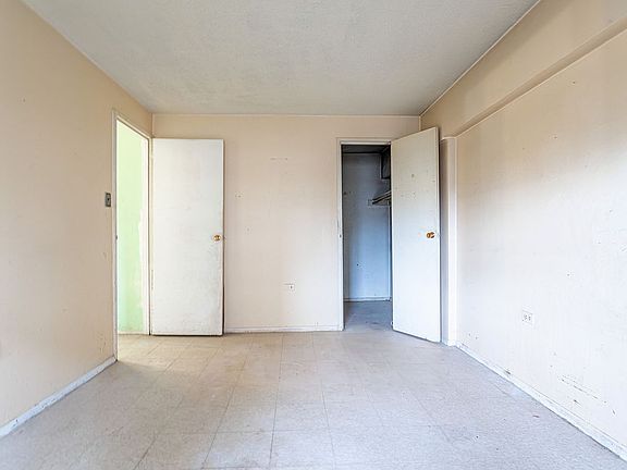 5th image of 609 Columbus Ave APT 4A
