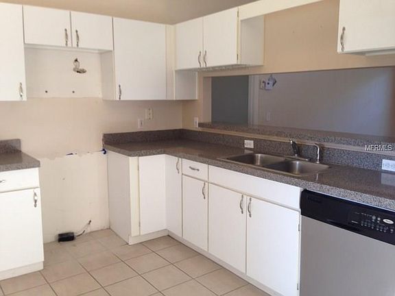 3rd image of 4301 Iveyglen Ave
