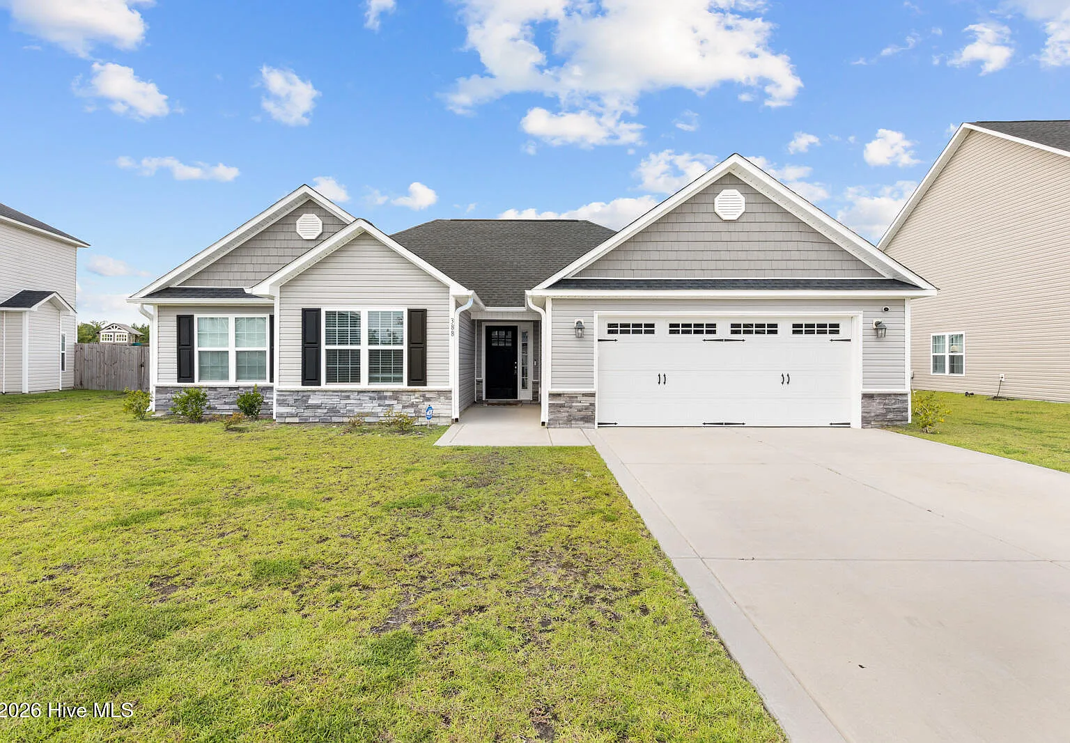 3 bed, 2.0 bath, $2,150 — Photo 1
