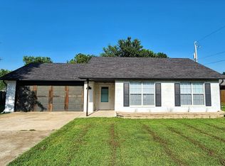 317 Township Dr, Centerton, AR 72719
