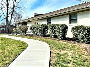 1220 Scenic Hill Dr, Louisville, TN 37777