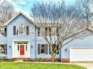 3933 Golden Wood Way, Uniontown, OH