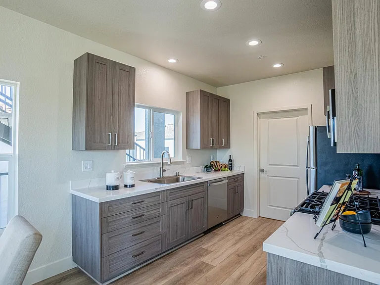649 Stewart St #201 — Photo 9