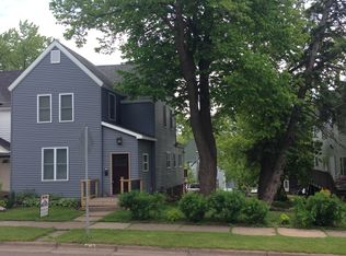 1222 E 3rd St, Duluth, MN 55805