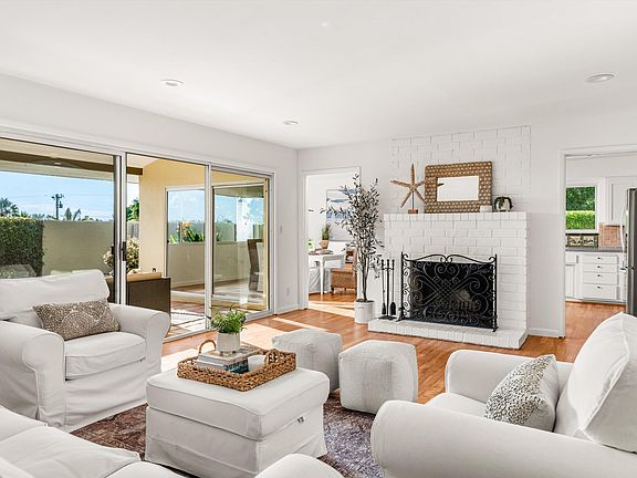 3rd image of 476 Venado Dr