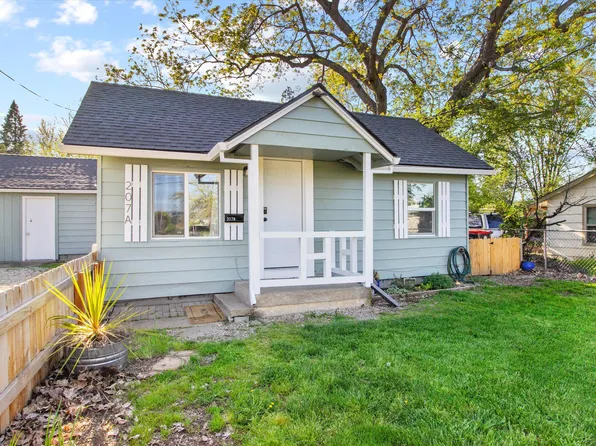 207 N Columbus Ave, Medford, OR 97501