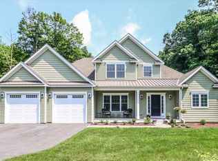 11 Tall Oaks Dr, New Milford, CT 06776