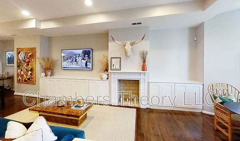 1821 9th St NW — Photo 4