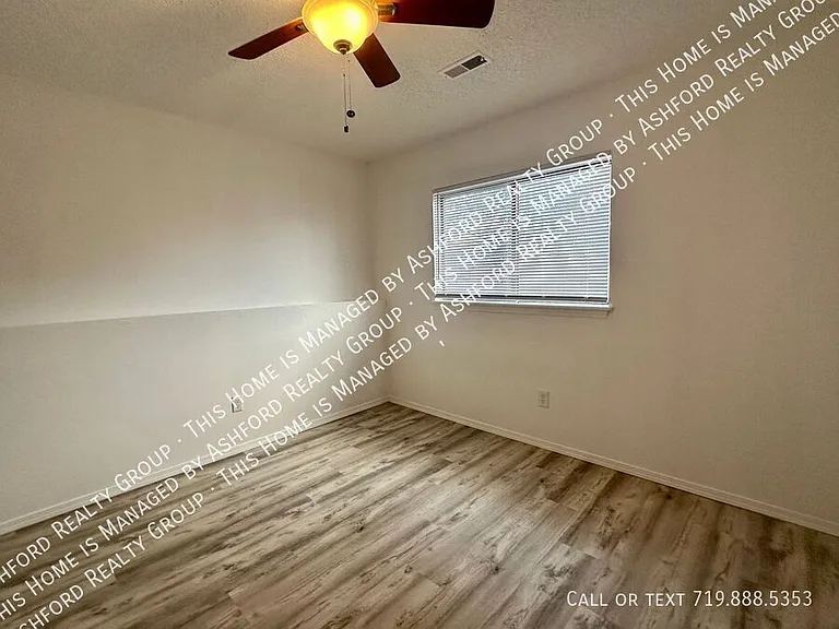 1120 Yuma St #A — Photo 8