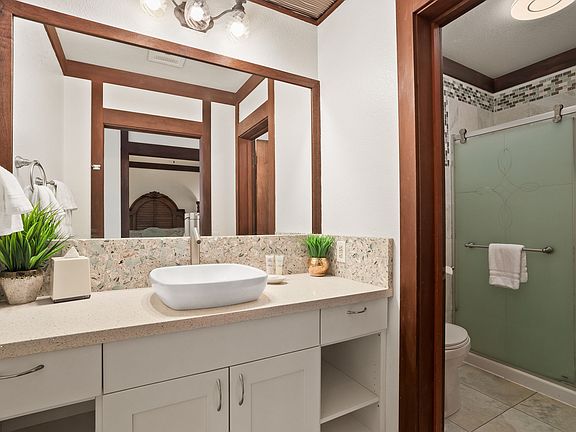 5th image of 2253 Poipu Rd #125