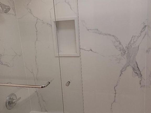5th image of 1600 Carmel Dr APT 20