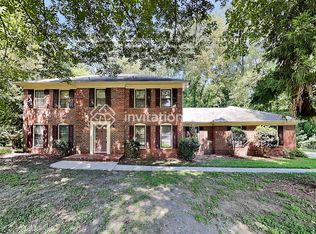 5601 Flagstop Ct, Charlotte, NC 28226