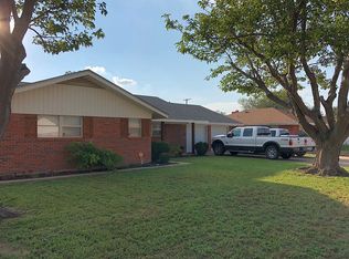 2101 Huntington St, Midland, TX 79705