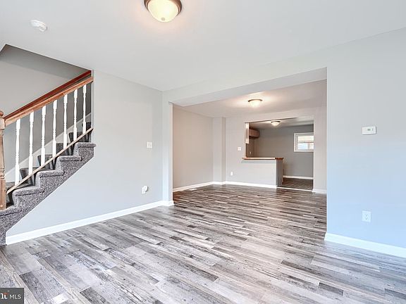 4th image of 213 Colgate Ave