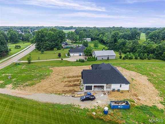 5th image of 2335 Staunton Rd