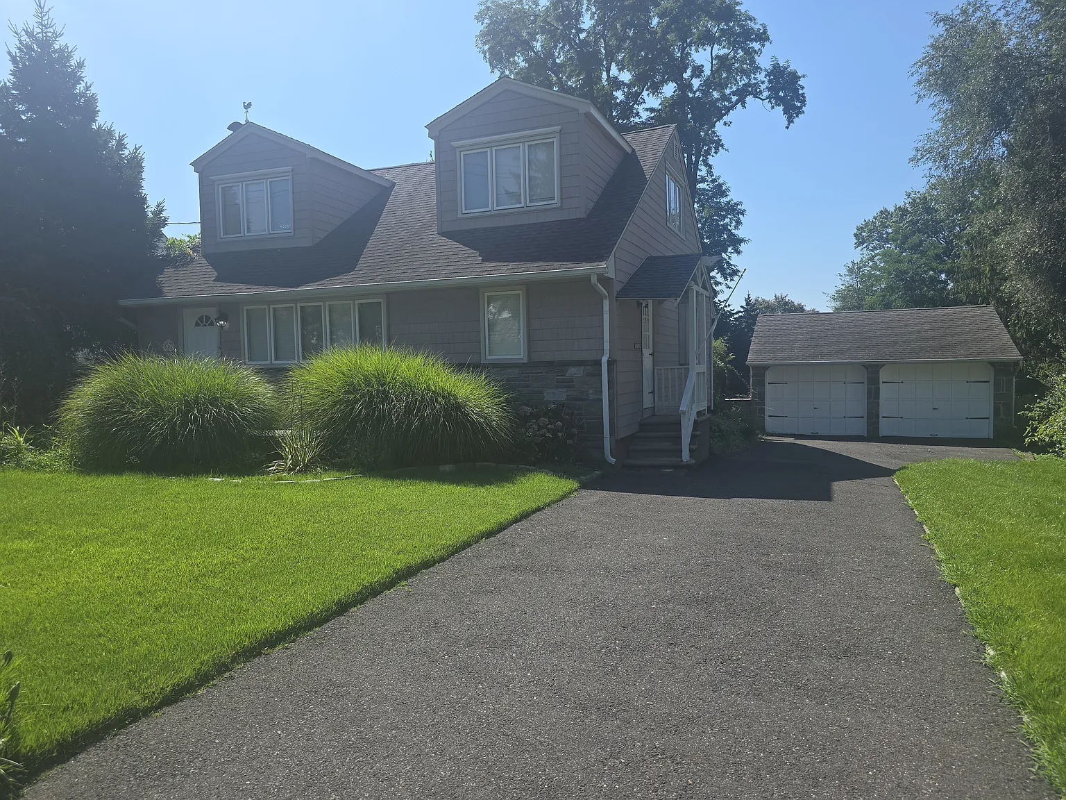 4 bed, 1536 sqft, $3,100 — Photo 2