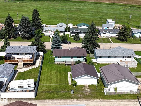 4th image of 4813 56th Ave