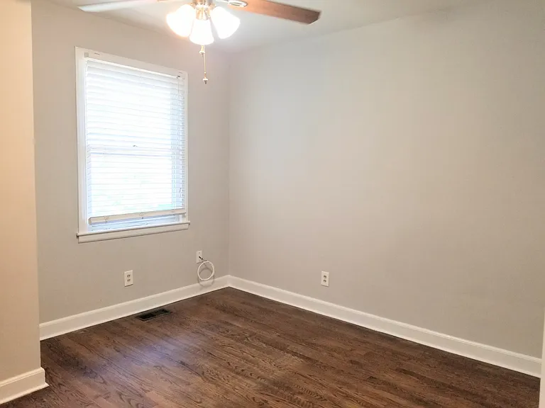 903 Iredell St #A — Photo 6