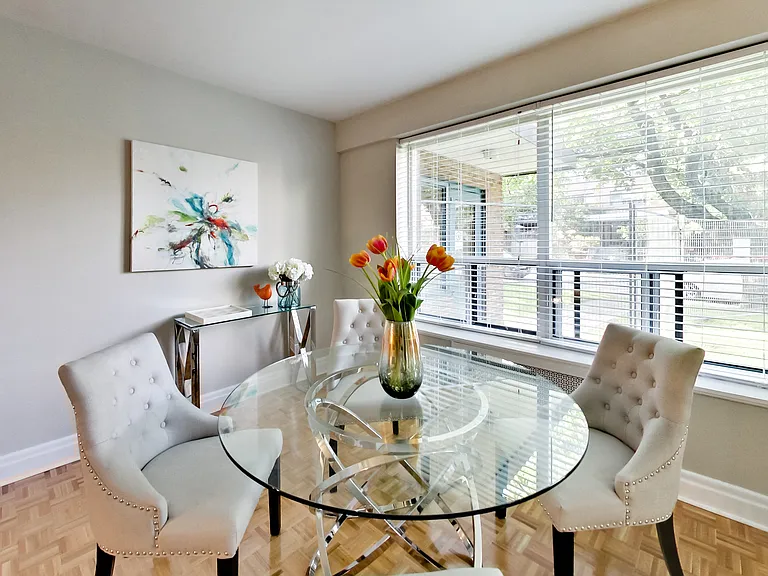 2100 Bathurst St #308 — Photo 28