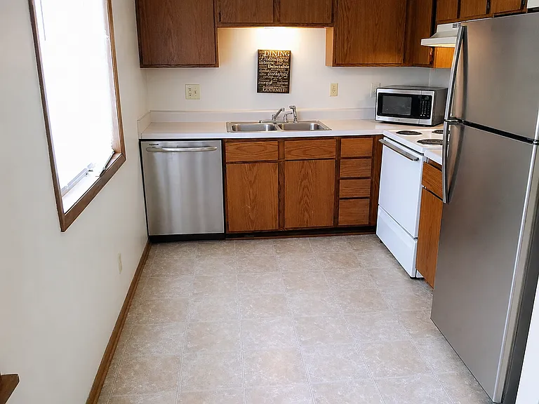 4118 Harris St — Photo 4