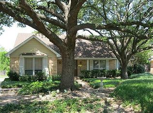 2517 Crestview Cir, Irving, TX 75062