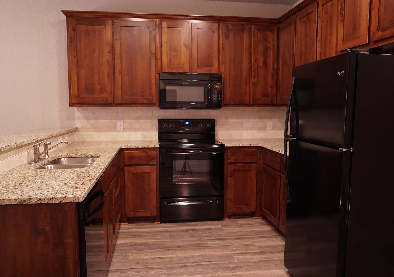 Trophy Ridge Apartments — Photo 3