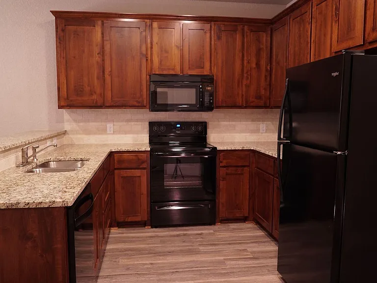 Trophy Ridge Apartments — Photo 3