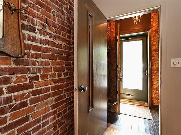 2nd image of 97 Leech St #97