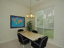 4th image of 207 Las Brisas St