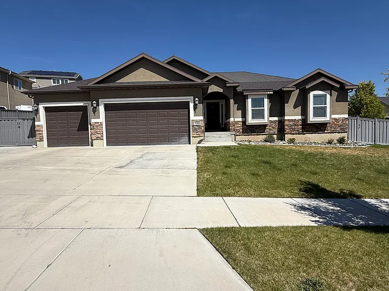 7081 N Hollow View Ct — Photo 32