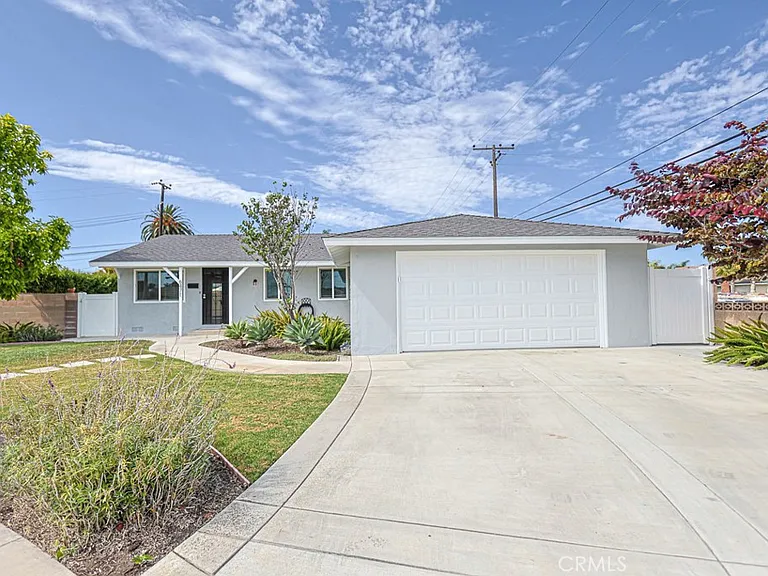 6471 Brown Cir — Photo 1