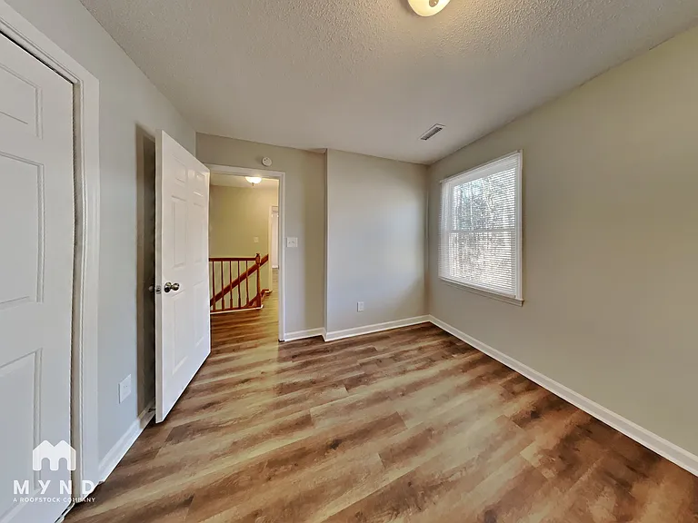 904 Estelle Ct — Photo 20