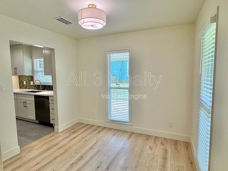 3224 Little John Dr — Photo 15