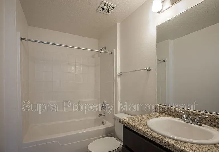 11657 Hickory Oak Dr — Photo 21