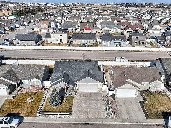 4th image of 1205 Big Sky St
