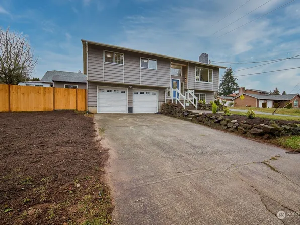 7606 Upper Ridge Road, Everett, WA 98203