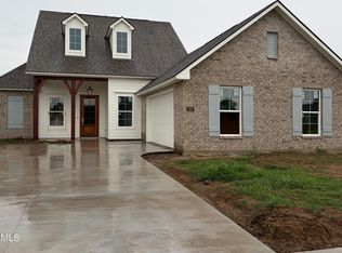 103 Sweet Cane Dr, Youngsville, LA 70592