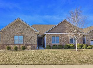 1629 Delane Dr, Mahomet, IL 61853