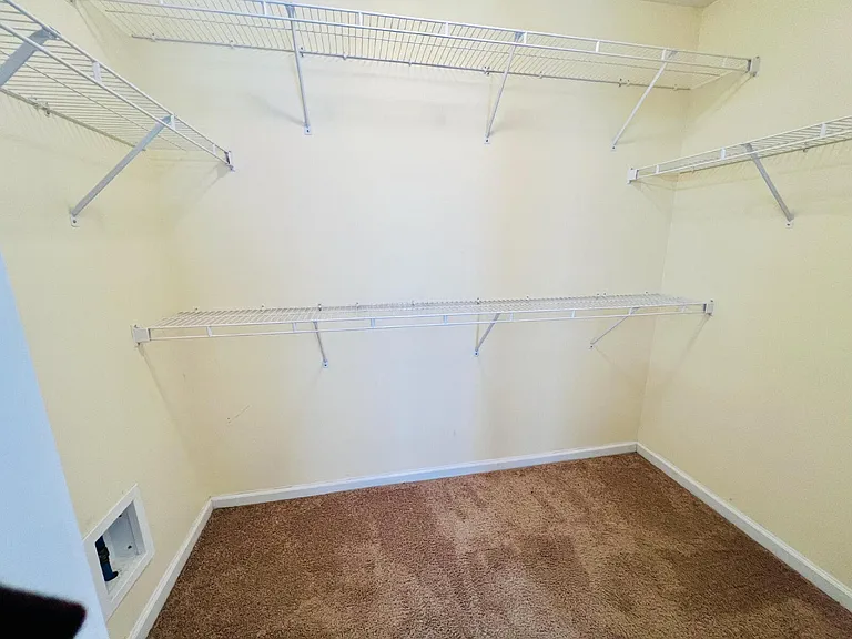 641 Hogart St — Photo 13