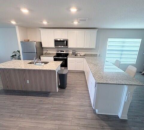 4th image of 1522 Merriment Way Way