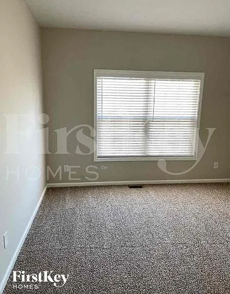 1157 Fountain Crest Dr — Photo 7