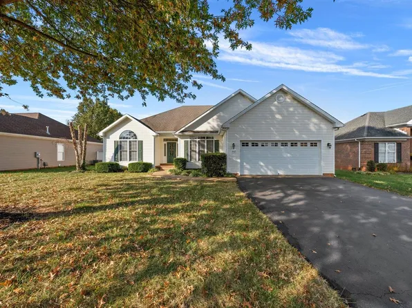 662 Muirfield Cir, Bowling Green, KY 42104